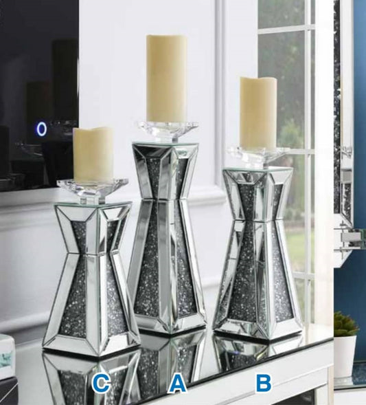 Accent Candleholder